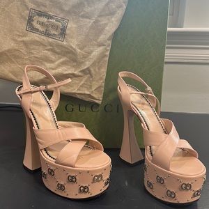Gucci Barely Pink Platform Heels size 37 (7 in women’s)